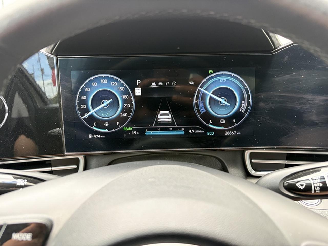 2025 Hyundai Elantra Luxury DCT   Leather   Roof   Navi   Remote Start   Heated Seats Photo