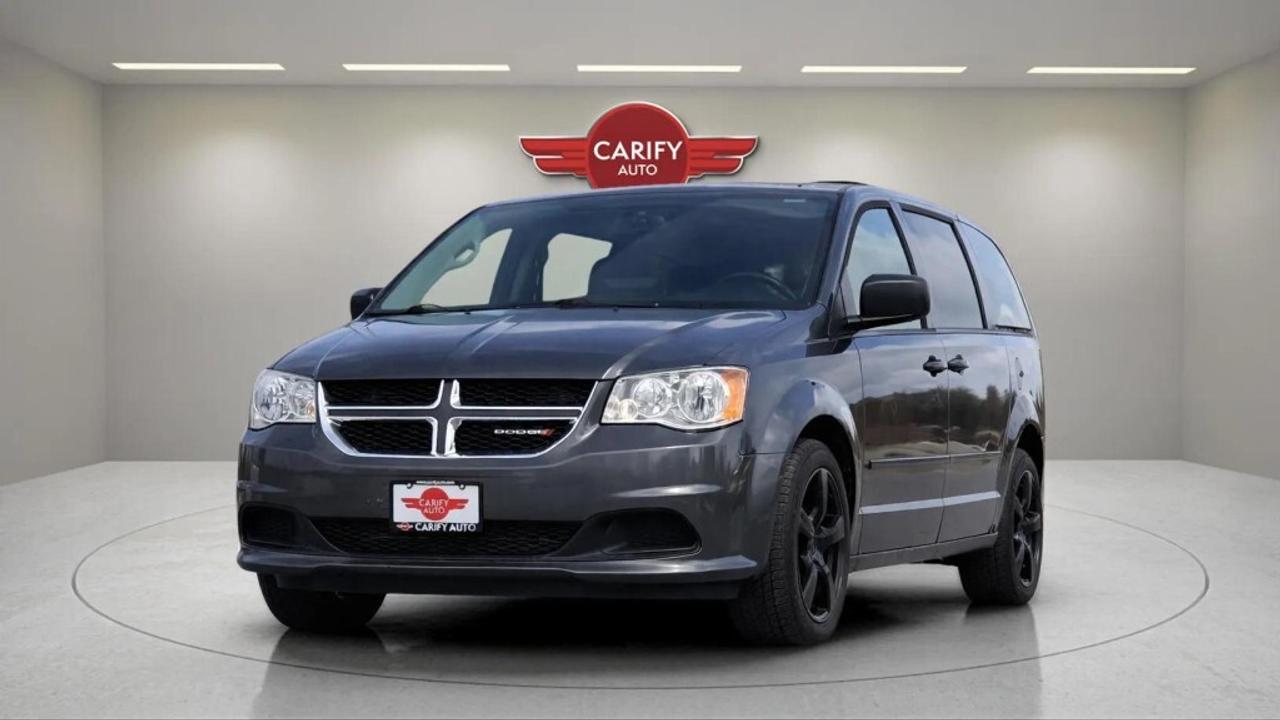 2017 Dodge Grand Caravan WITH BRUNO JOEY LIFT - WHEELCHAIR LIFT Photo0