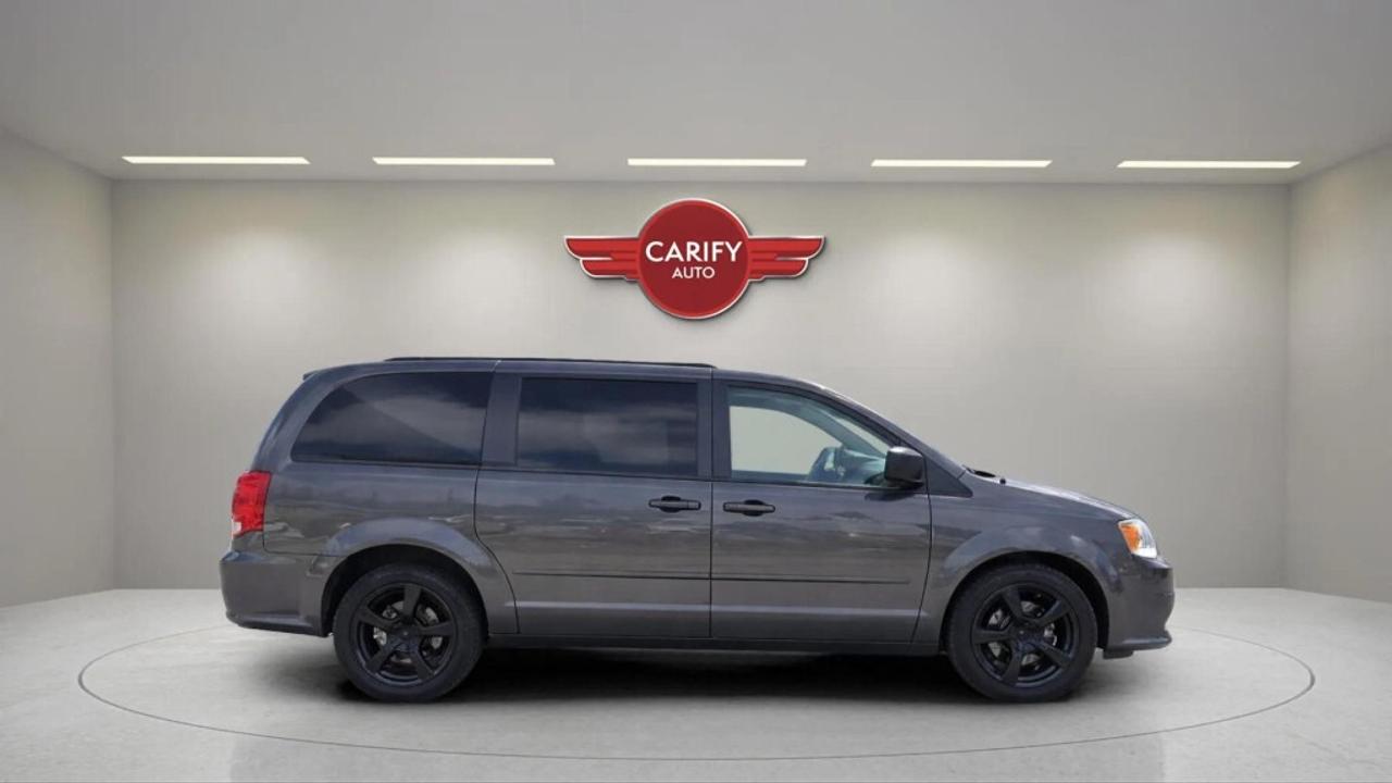 2017 Dodge Grand Caravan WITH BRUNO JOEY LIFT - WHEELCHAIR LIFT Photo