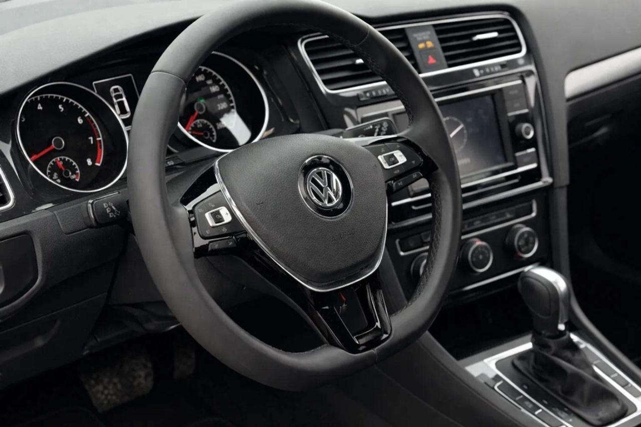 2020 Volkswagen Golf Comfortline  Automatic Photo