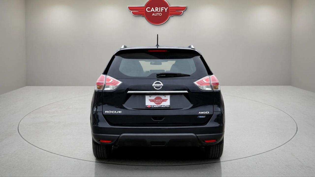 2015 Nissan Rogue S AWD Photo