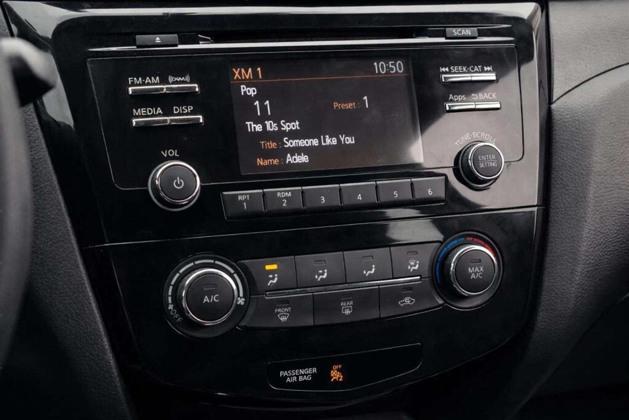 2015 Nissan Rogue S AWD Photo