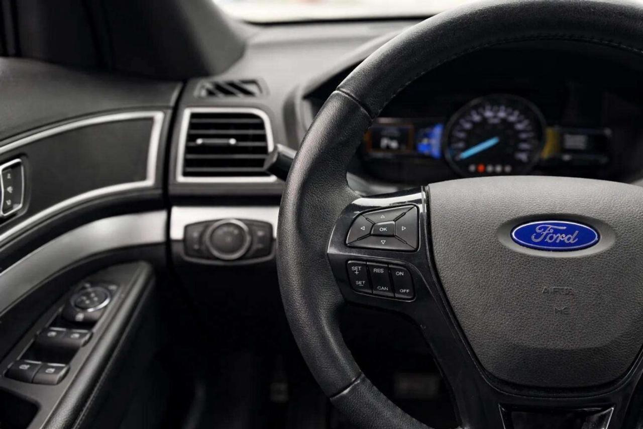 2017 Ford Explorer XLT FWD Photo