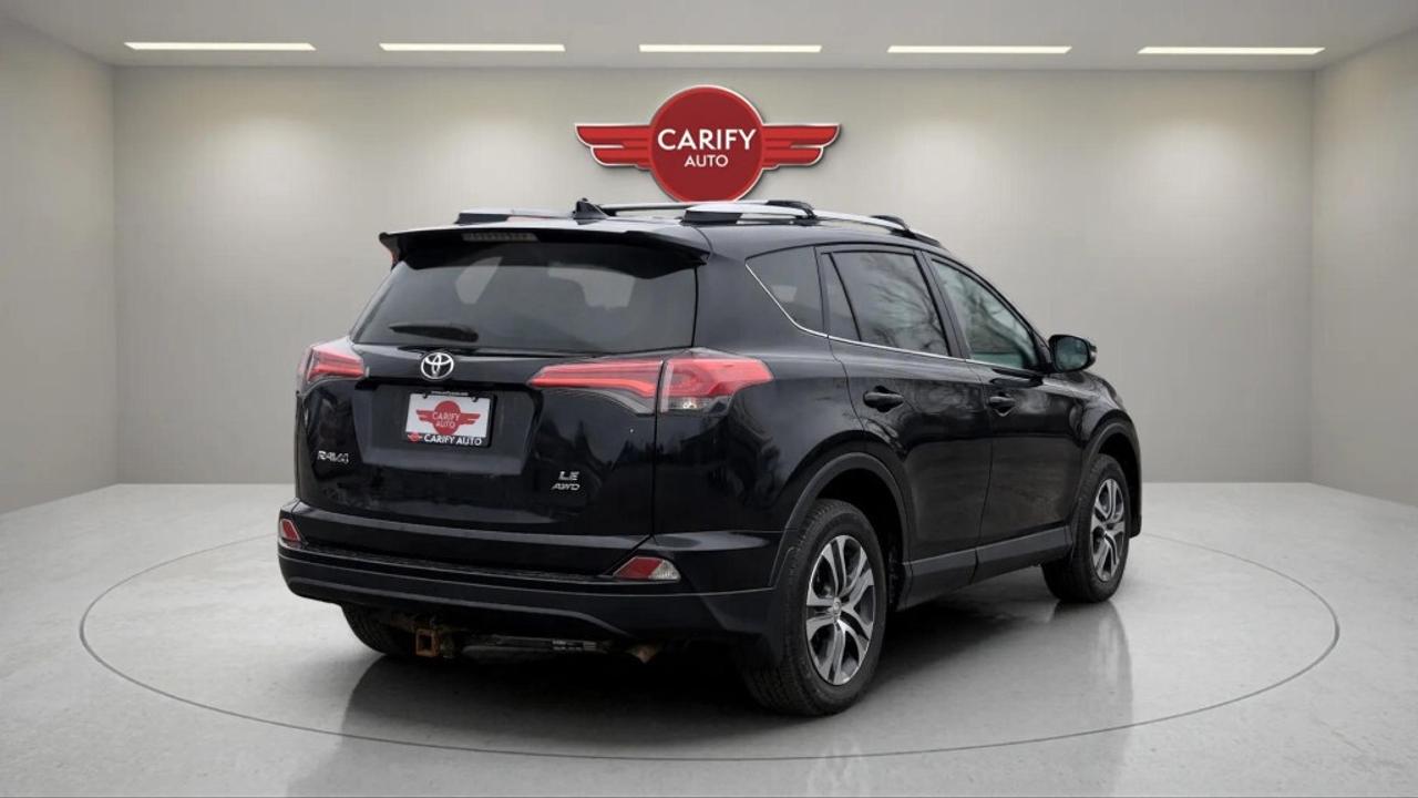 2016 Toyota RAV4 LE  All-wheel Drive Photo