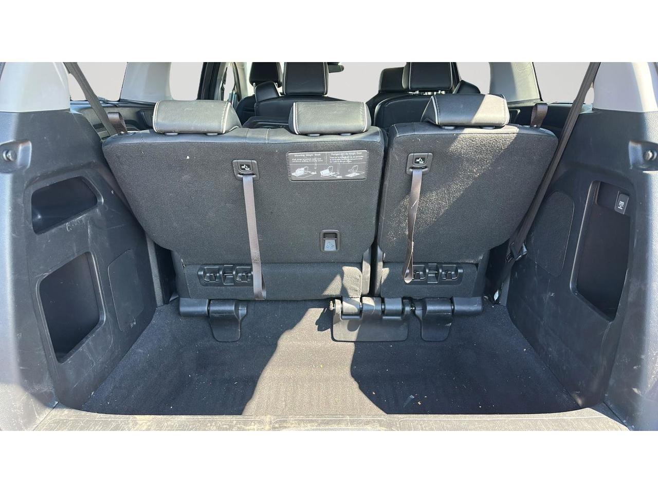 2024 Honda Odyssey Touring Auto Photo