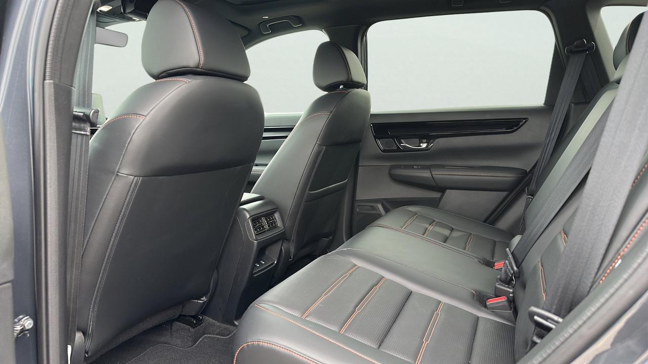 2024 Honda CR-V Hybrid Touring AWD Photo