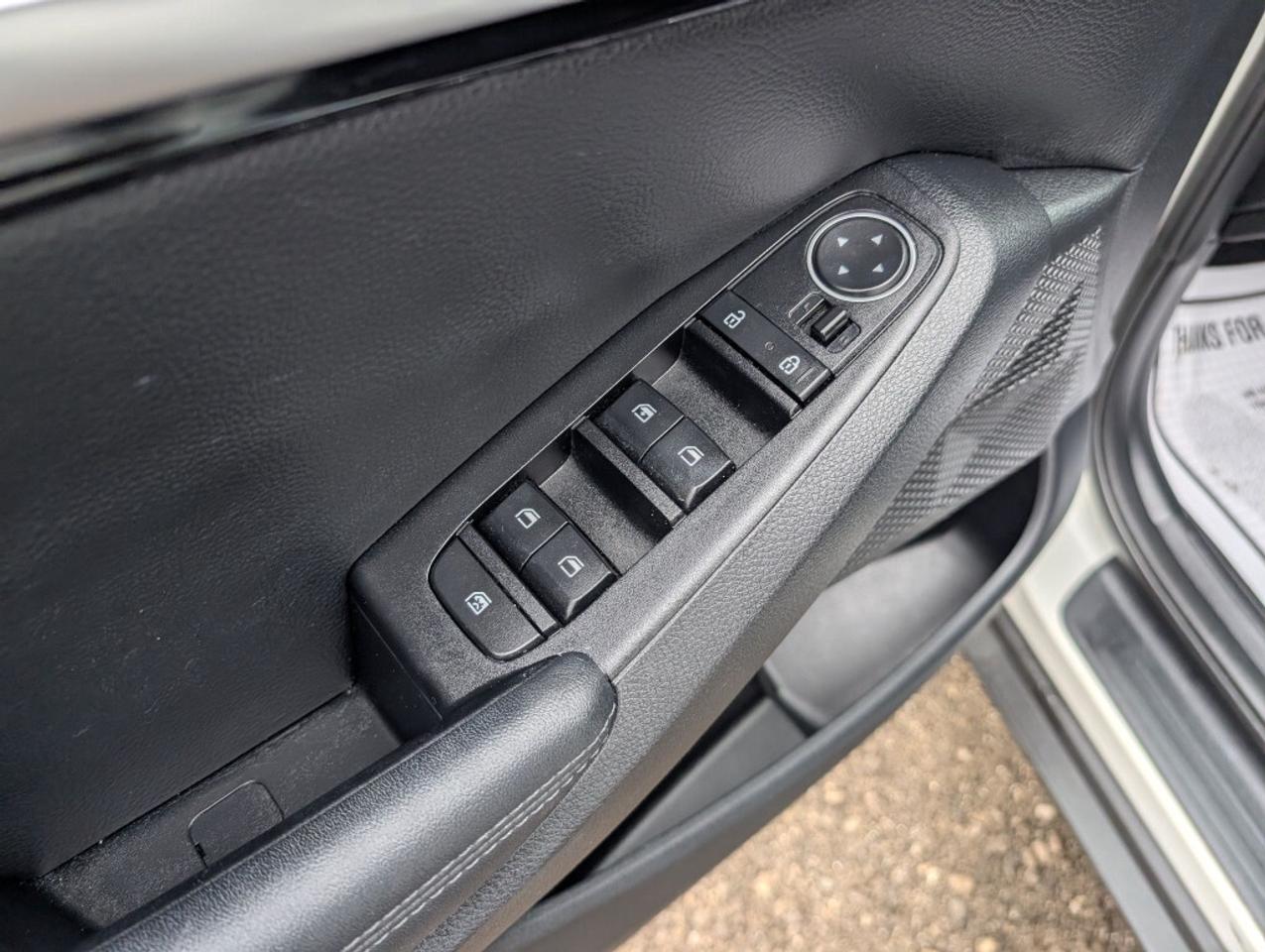 2022 Kia Seltos EX AWD   LEATHER   SUNROOF   CAMERA   HTD SEATS Photo