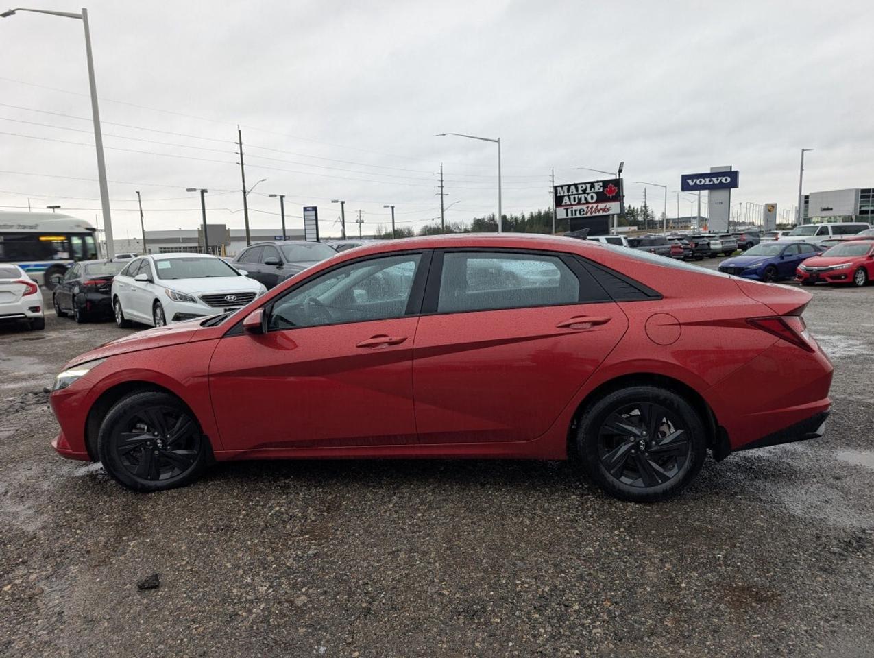 2022 Hyundai Elantra Preferred   CAMERA   LANE ASSIST   BLIND SPOT    H Photo