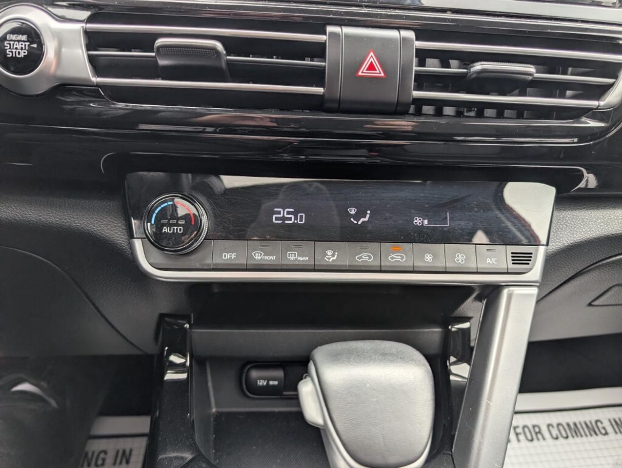 2023 Kia Seltos EX   LEATHER   SUNROOF   CAMERA   HTD SEATS Photo