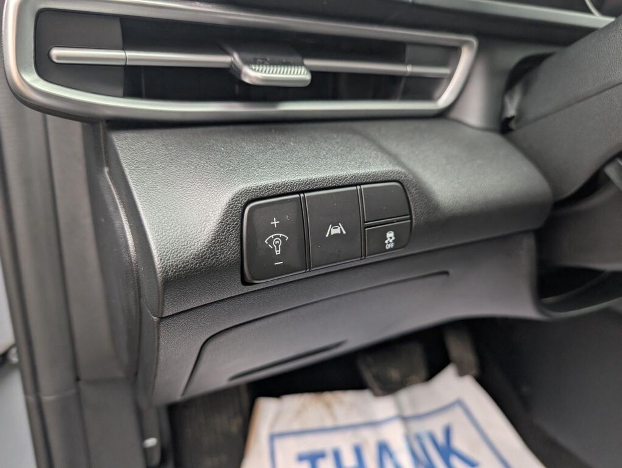 2022 Hyundai Elantra Preferred   CAMERA   LANE ASSIST   BLIND SPOT    H Photo