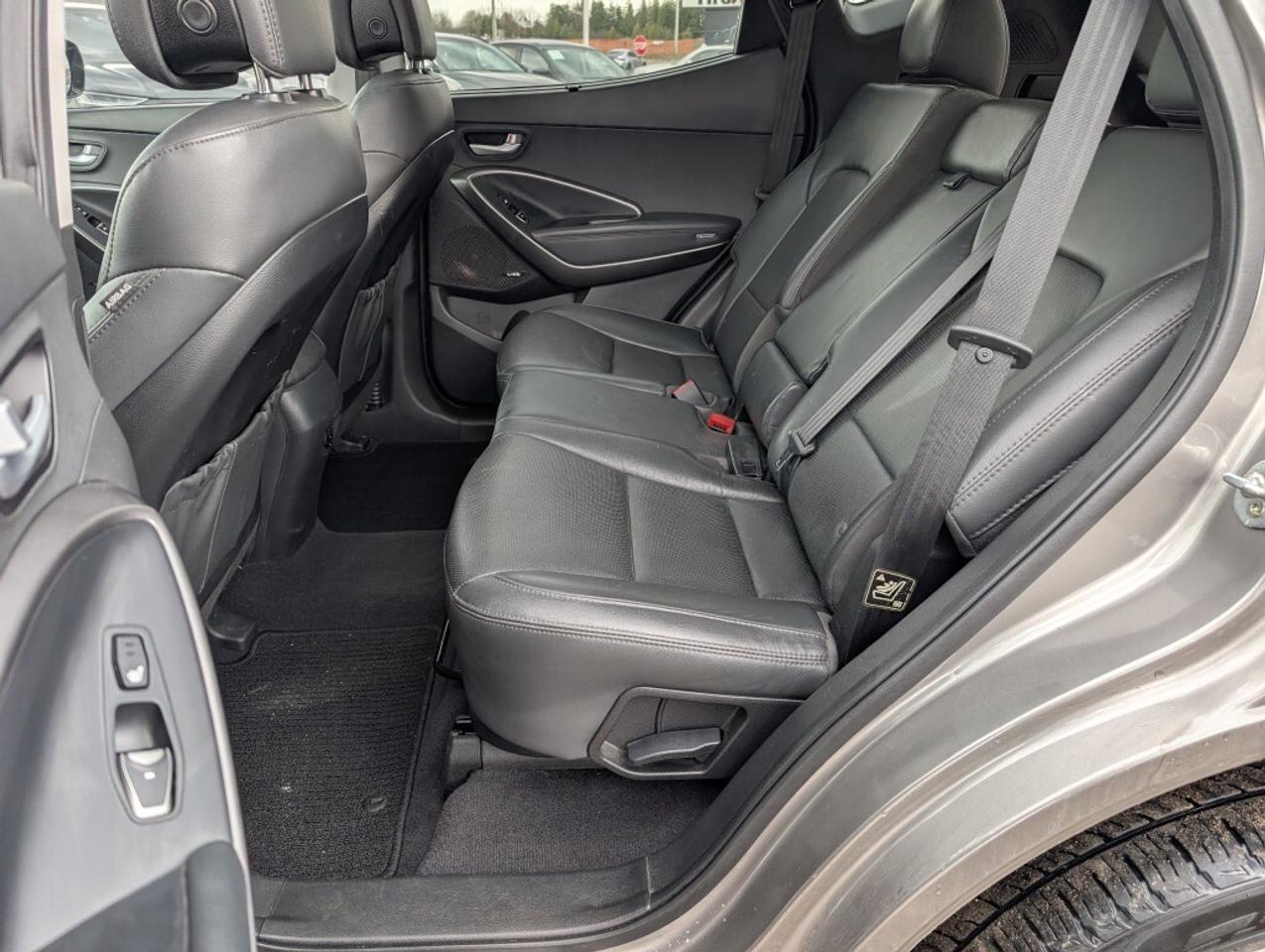 2017 Hyundai Santa Fe Sport Limited AWD   NAV   LEATHER   PANOROOF   CAMERA Photo