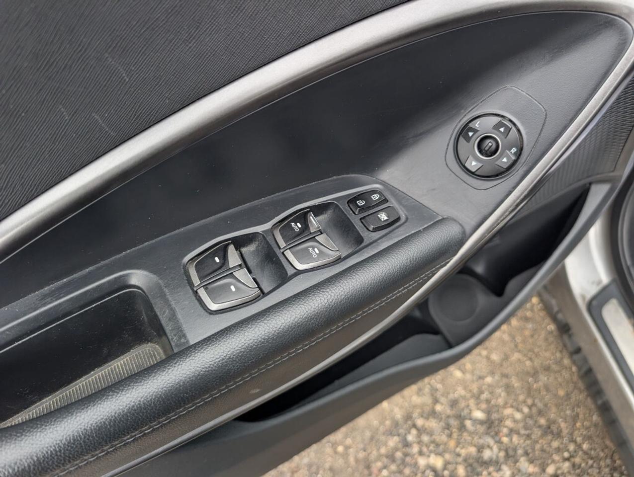 2017 Hyundai Santa Fe Sport Limited AWD   NAV   LEATHER   PANOROOF   CAMERA Photo