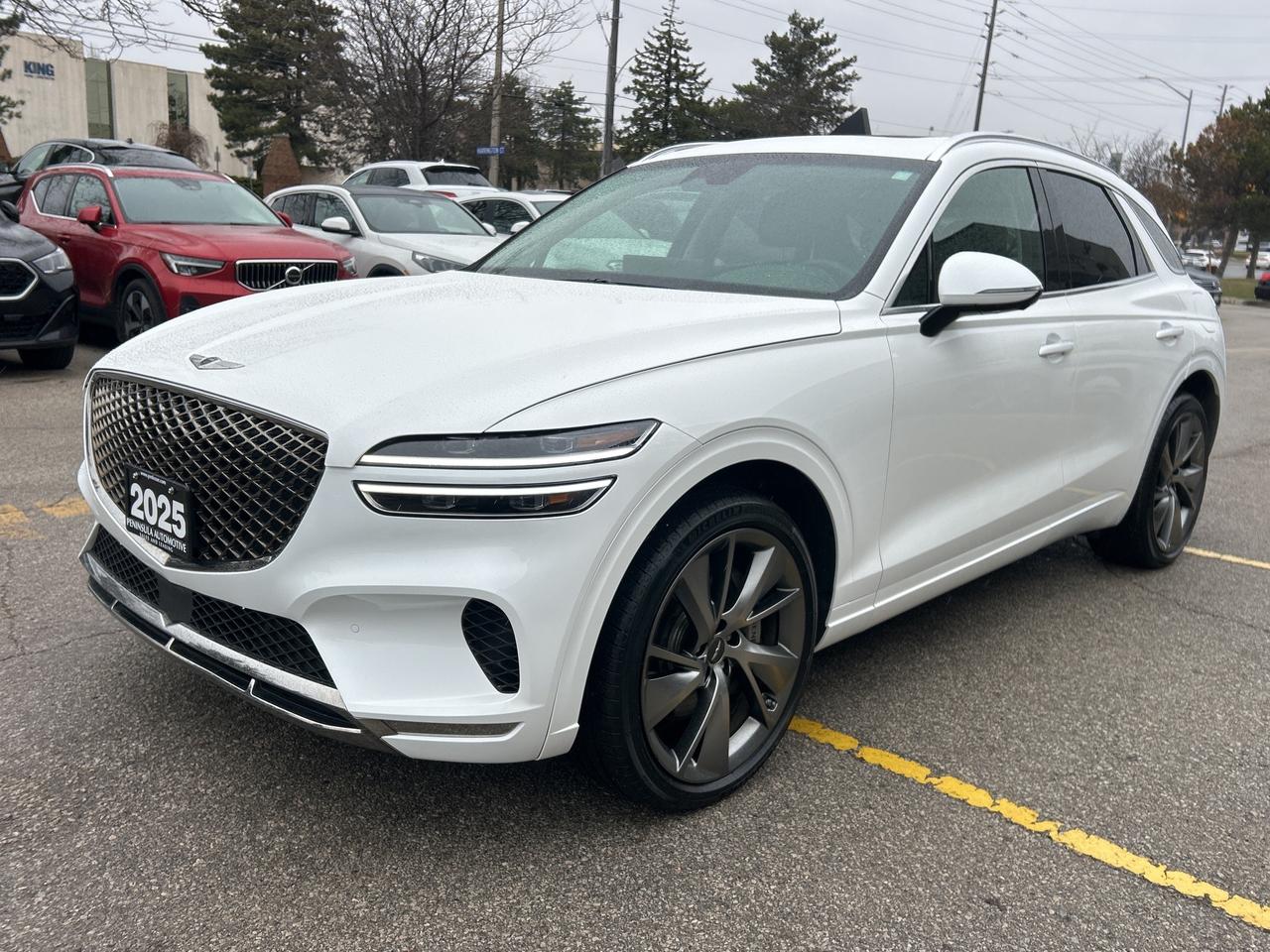 2025 Genesis GV70 2.5 ADVANCED PLUS, PANO,HEADS UP DISPLAY & 360 CAM Photo