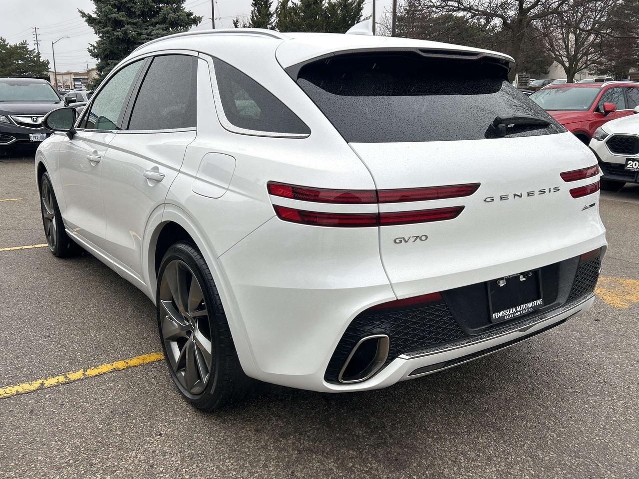 2025 Genesis GV70 2.5 ADVANCED PLUS, PANO,HEADS UP DISPLAY & 360 CAM Photo