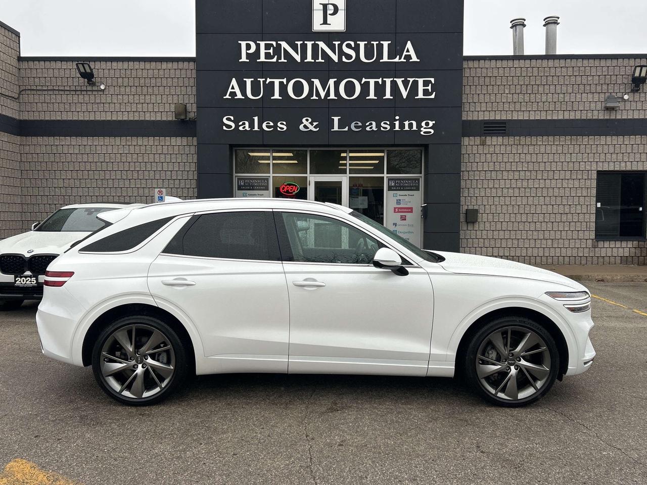 2025 Genesis GV70 2.5 ADVANCED PLUS, PANO,HEADS UP DISPLAY & 360 CAM Photo