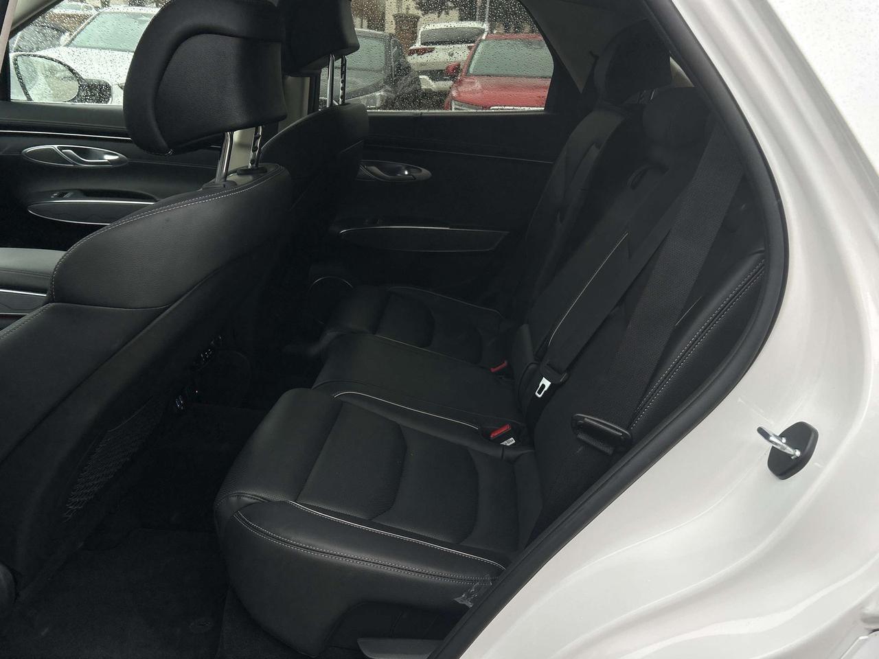 2025 Genesis GV70 2.5 ADVANCED PLUS, PANO,HEADS UP DISPLAY & 360 CAM Photo