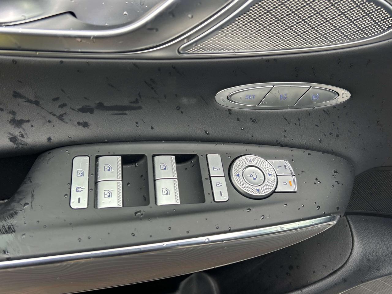 2025 Genesis GV70 2.5 ADVANCED PLUS, PANO,HEADS UP DISPLAY & 360 CAM Photo