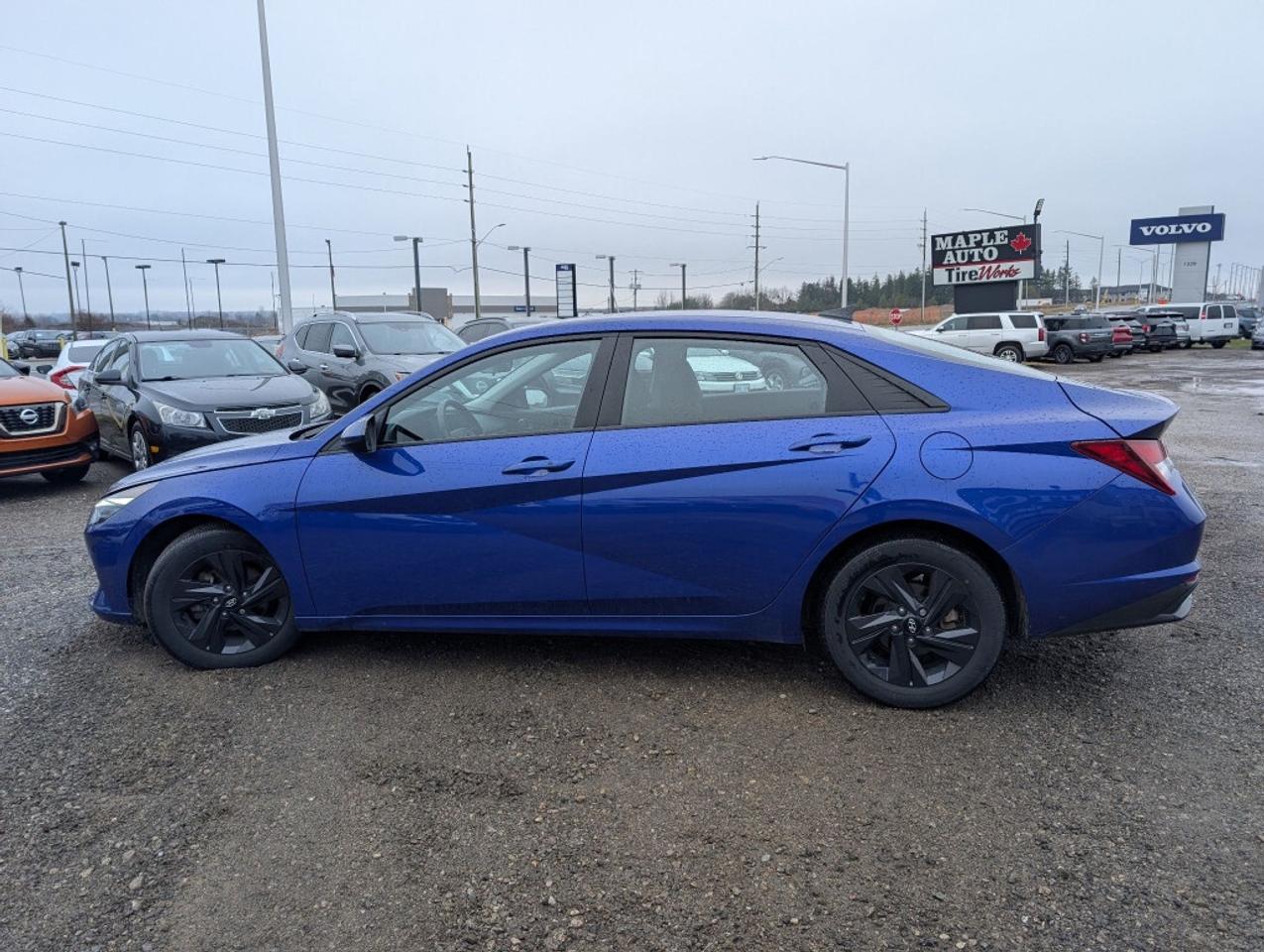 2023 Hyundai Elantra Preferred   CAMERA   HTD SEATS   CARPLAY Photo