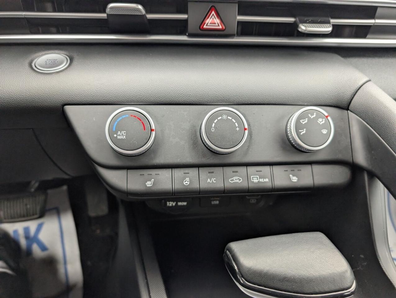 2023 Hyundai Elantra Preferred   CAMERA   HTD SEATS   CARPLAY Photo