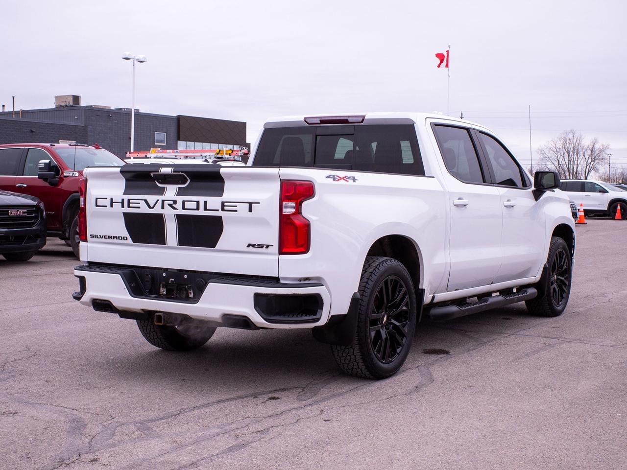2020 Chevrolet Silverado 1500 RST - Keyless Start   Cloth Seats Photo