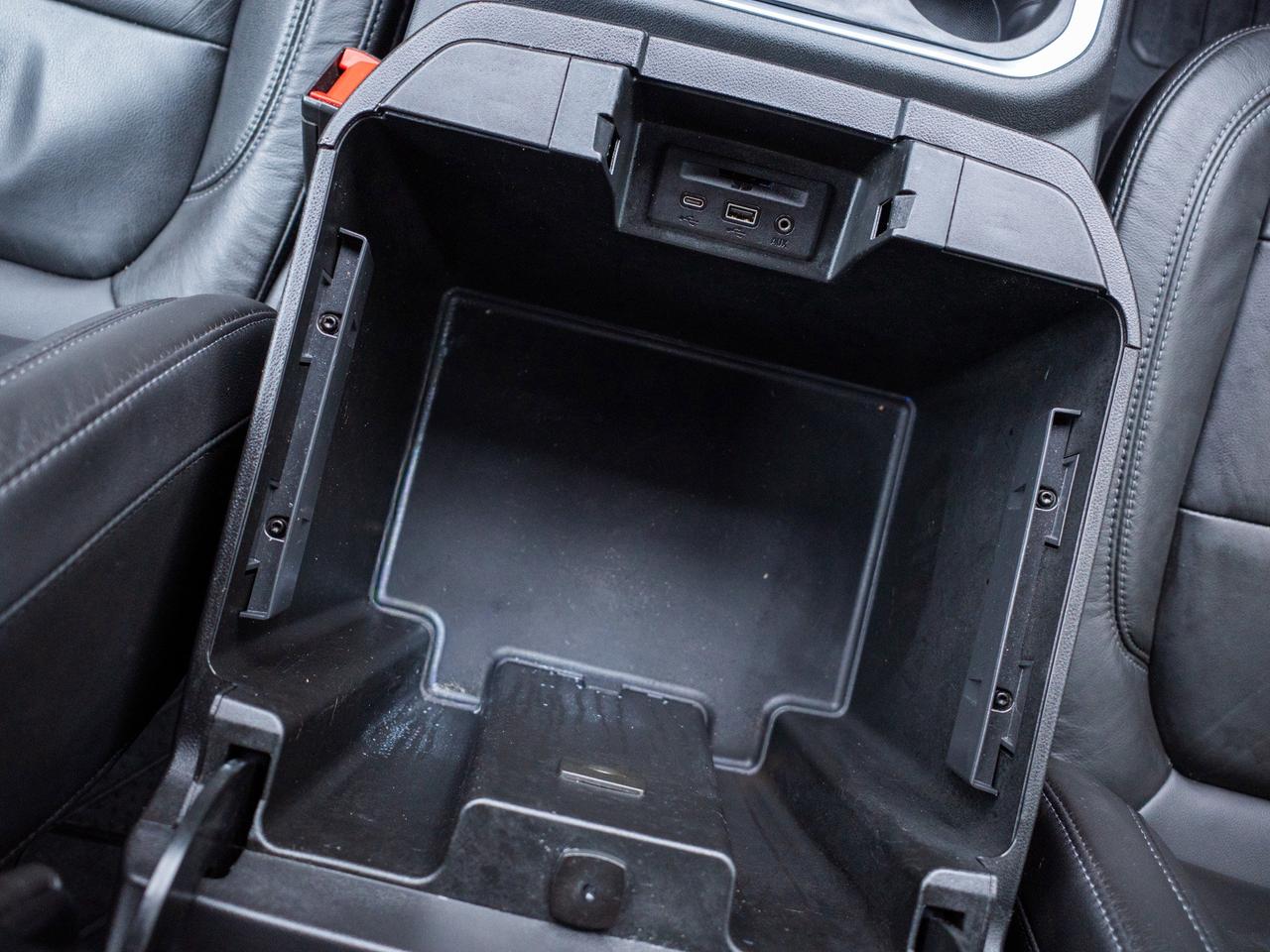 2020 Chevrolet Silverado 1500 RST - Keyless Start   Cloth Seats Photo