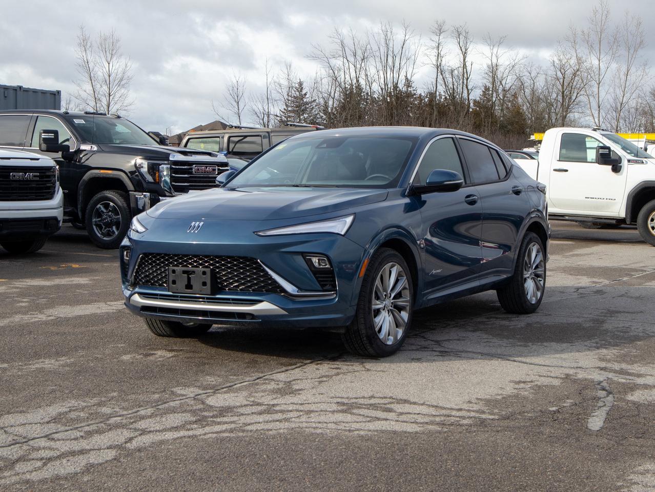 2025 Buick Envista Avenir - Blind Spot Monitor   Power Liftgate Photo