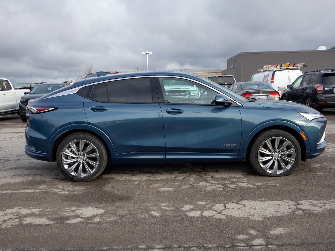 2025 Buick Envista Avenir - Blind Spot Monitor   Power Liftgate Photo