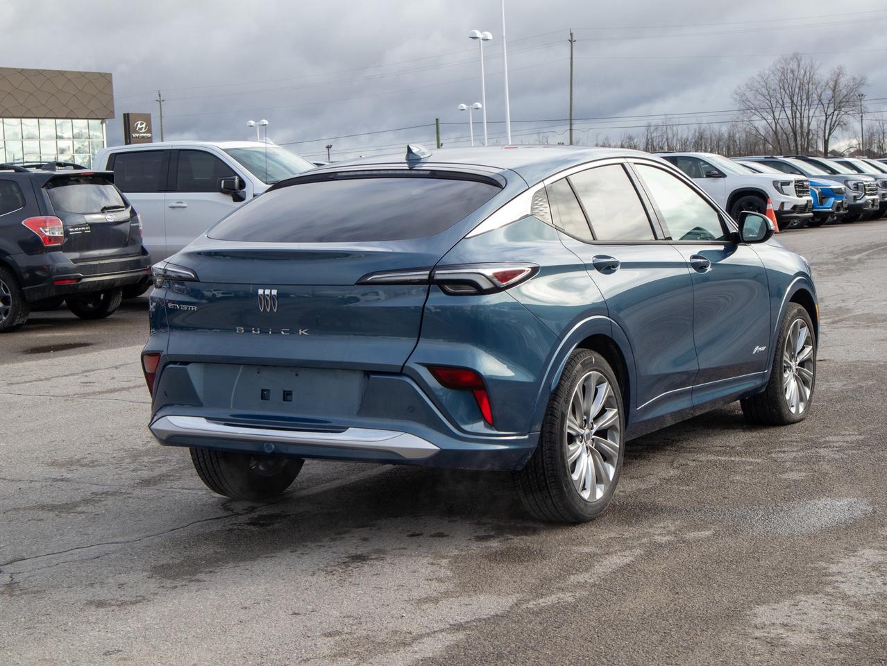 2025 Buick Envista Avenir - Blind Spot Monitor   Power Liftgate Photo
