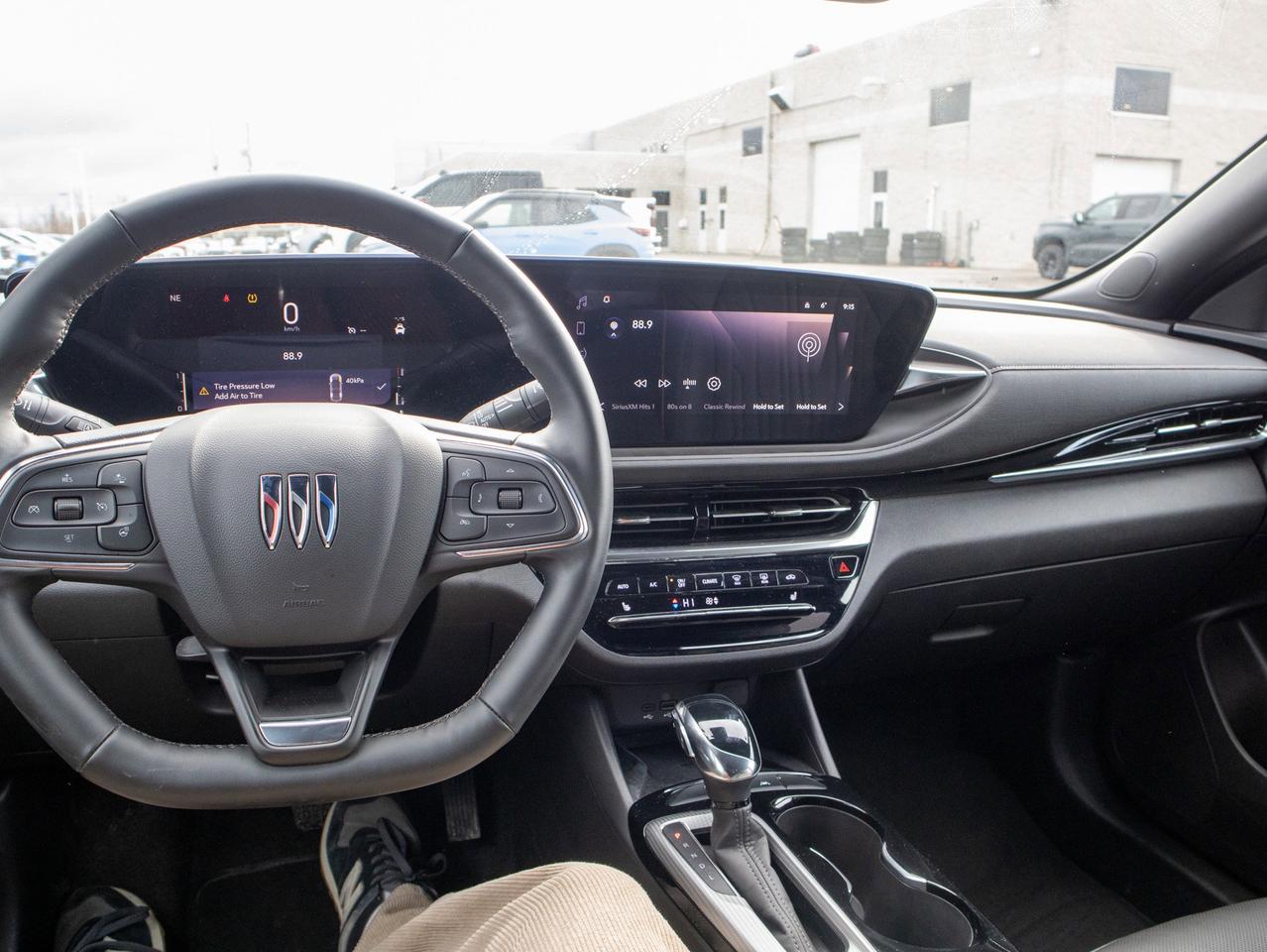 2025 Buick Envista Avenir - Blind Spot Monitor   Power Liftgate Photo