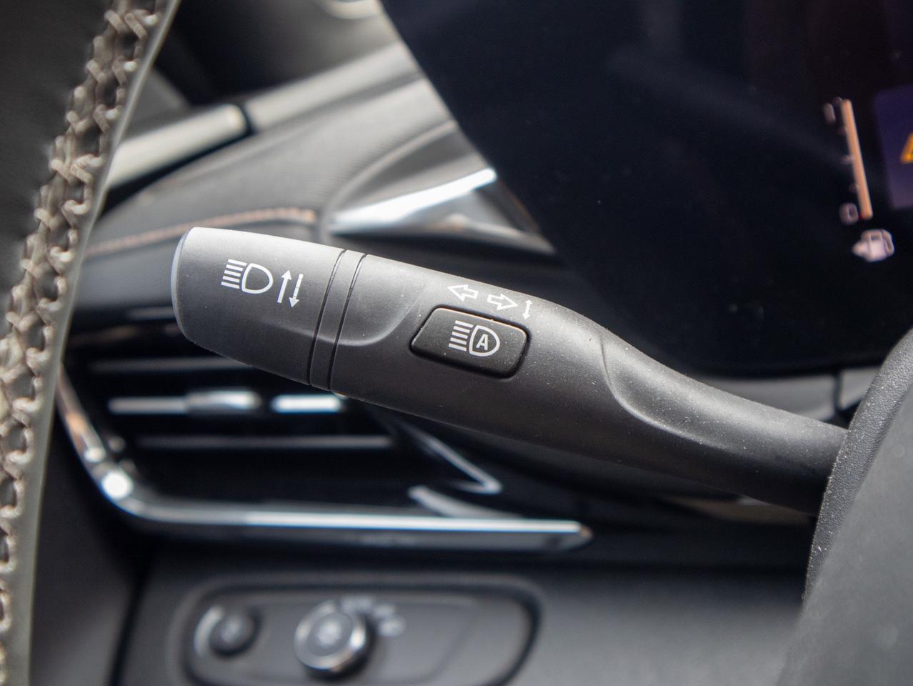 2025 Buick Envista Avenir - Blind Spot Monitor   Power Liftgate Photo