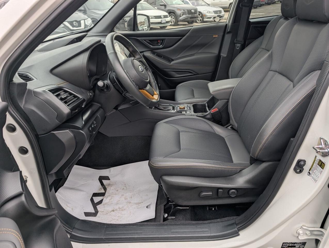 2023 Subaru Forester Wilderness  LEATHER PANOROOF CAMERA BLIND SPOT Photo