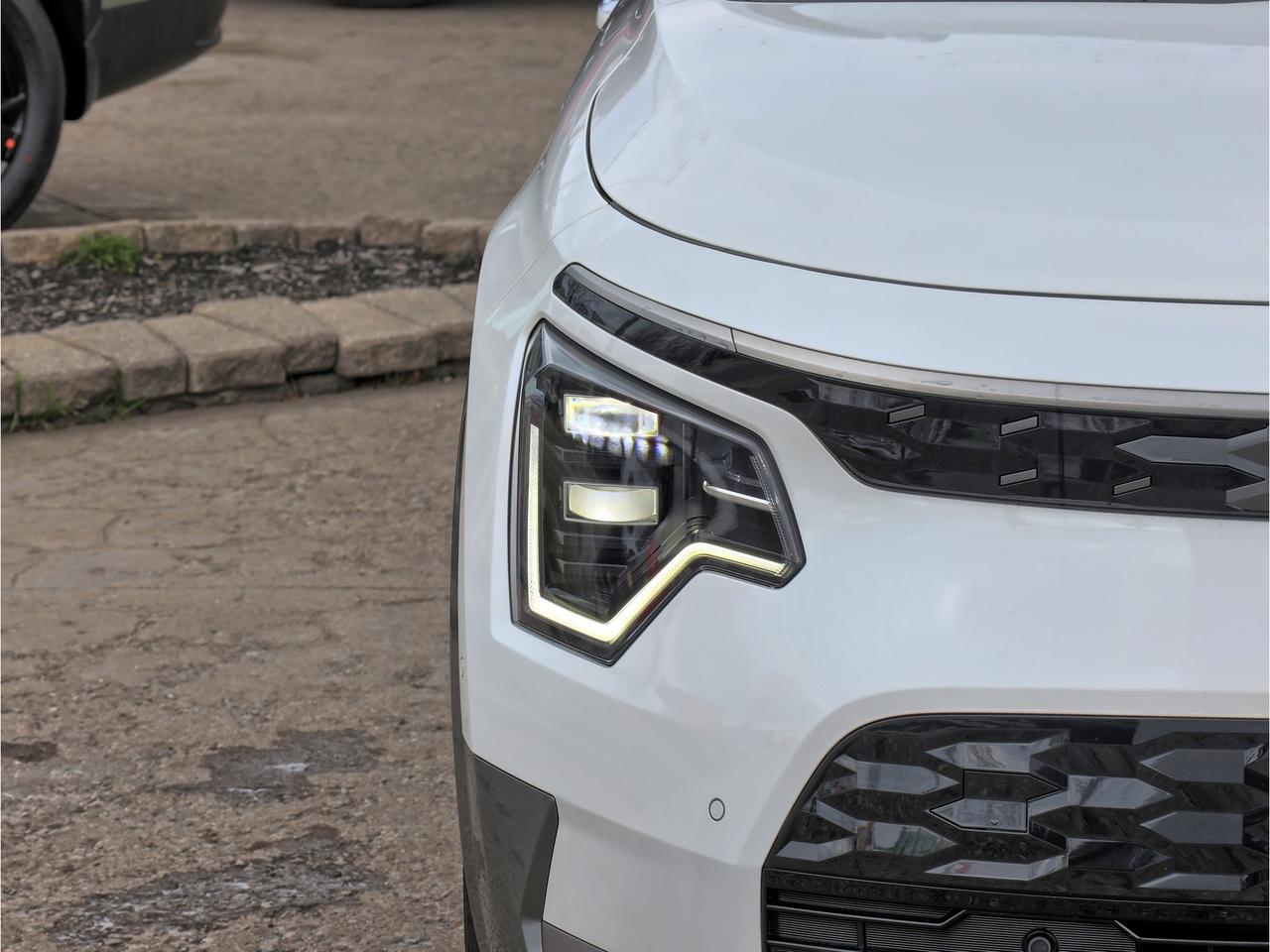 2023 Kia Niro EV Limited   Leather   Pwr Liftgate   Premium Sound Photo