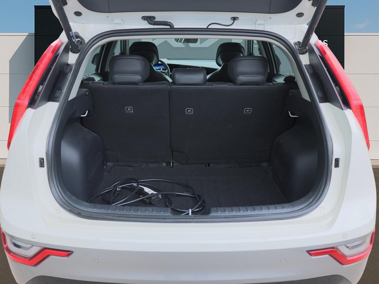 2023 Kia Niro EV Limited   Leather   Pwr Liftgate   Premium Sound Photo
