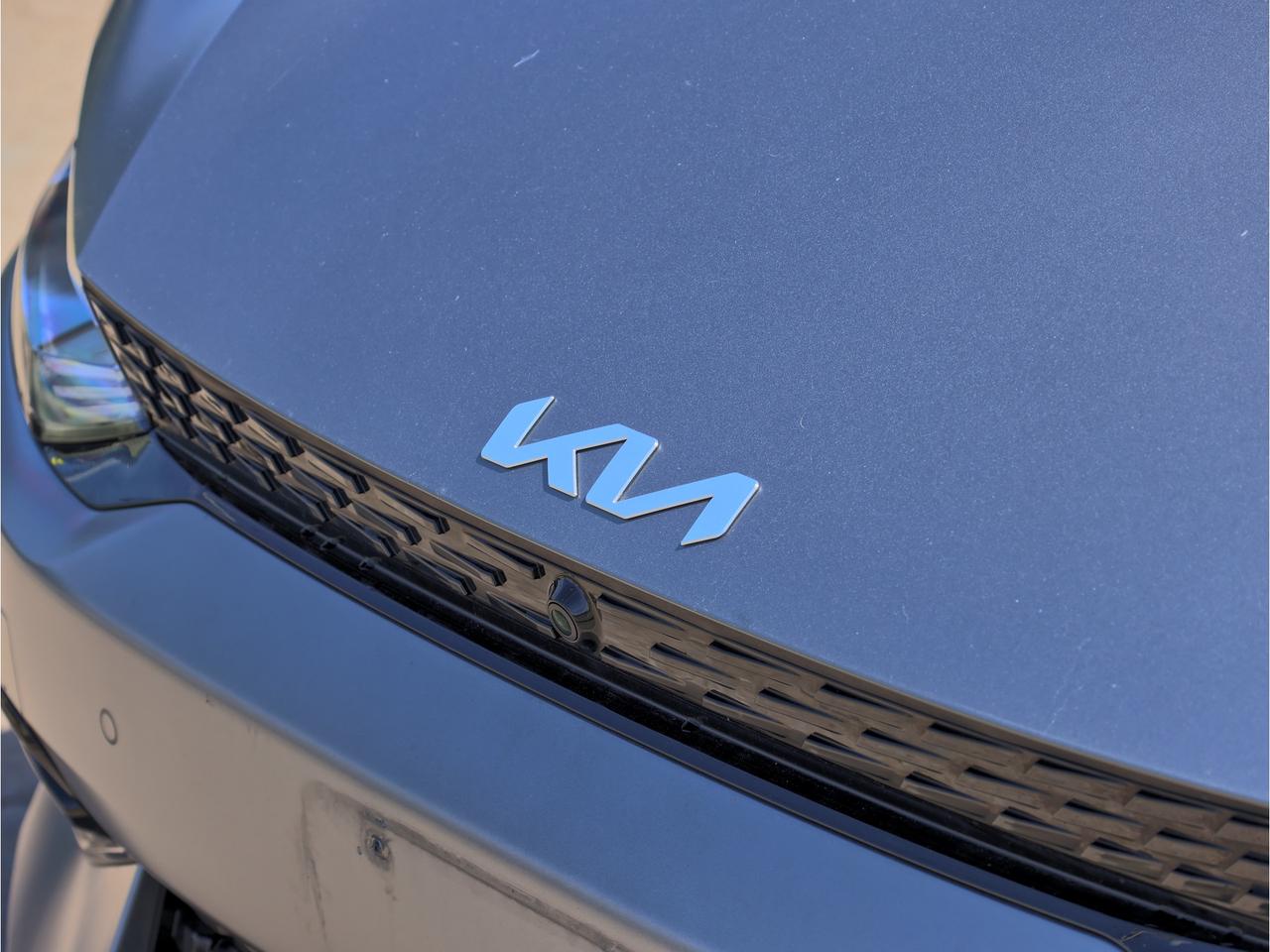 2022 Kia EV6 AWD Long Range w-GT-Line Pkg 2 Photo