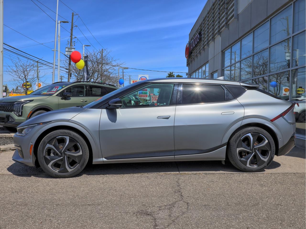 2022 Kia EV6 AWD Long Range w-GT-Line Pkg 2 Photo4