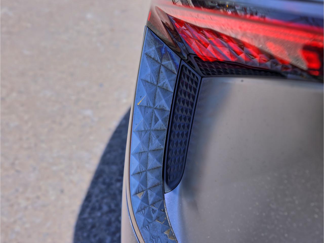 2022 Kia EV6 AWD Long Range w-GT-Line Pkg 2 Photo