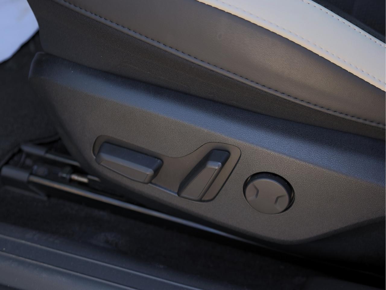 2022 Kia EV6 AWD Long Range w-GT-Line Pkg 2 Photo