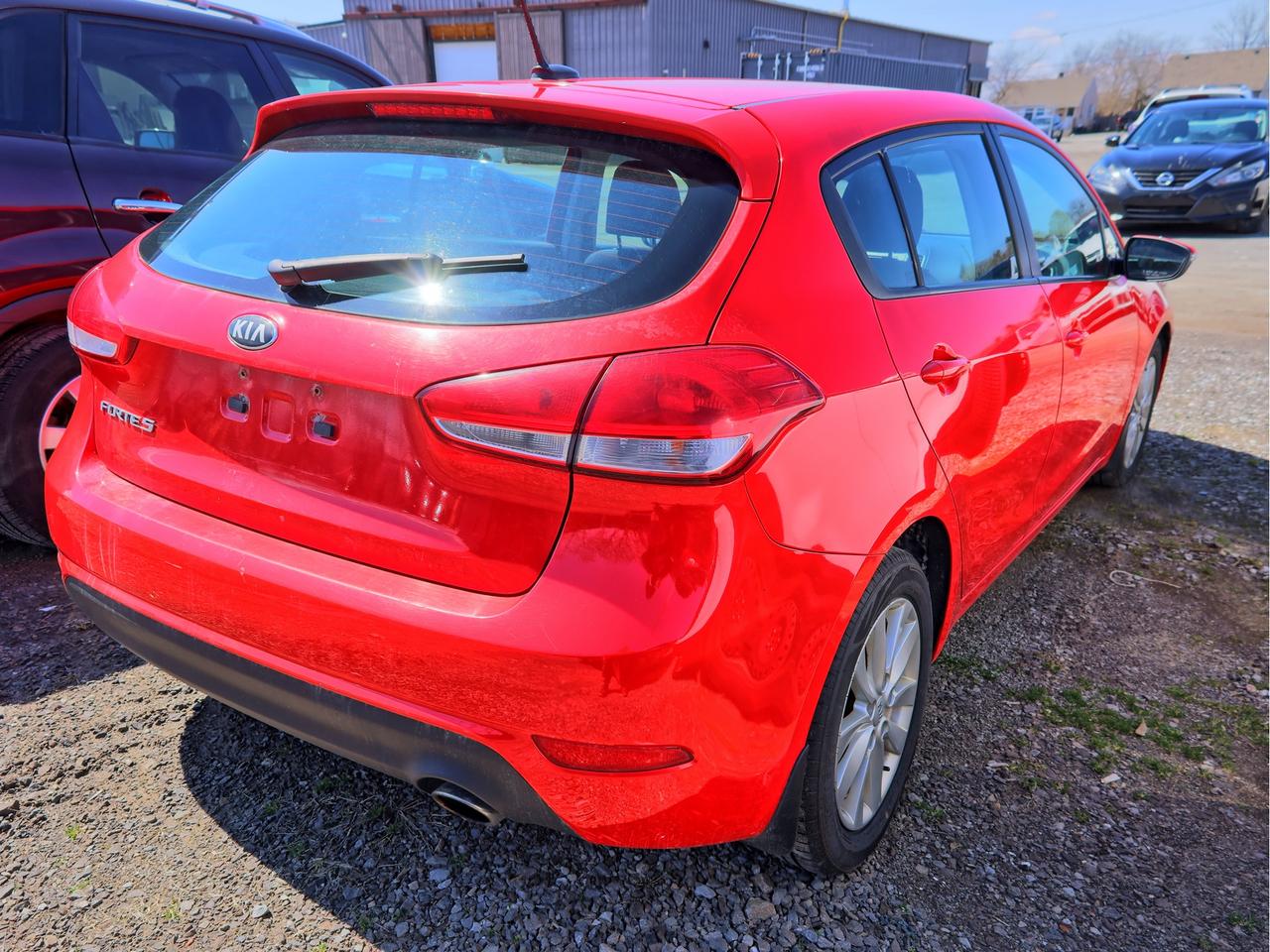 2014 Kia Forte 5-Door LX+ AS TRADED Photo