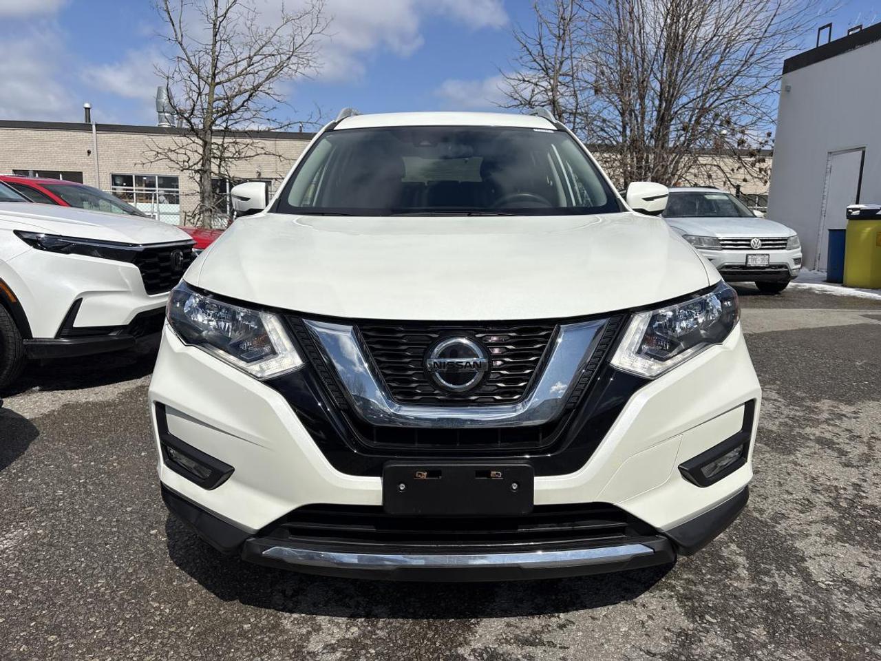 2019 Nissan Rogue SV Photo