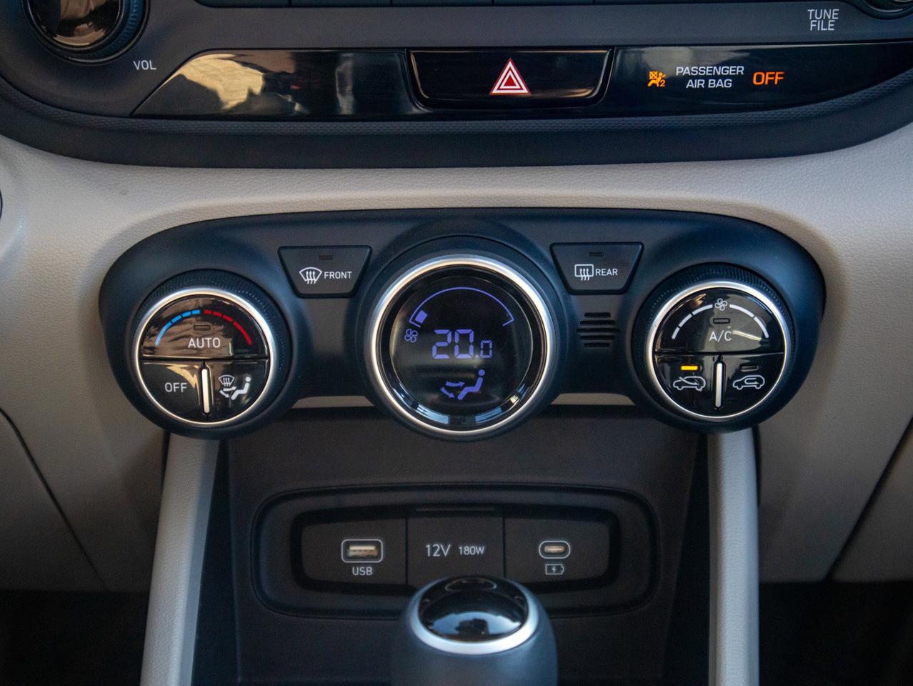 2023 Hyundai Venue Ultimate - Heated Seats   Keyless Entry Photo