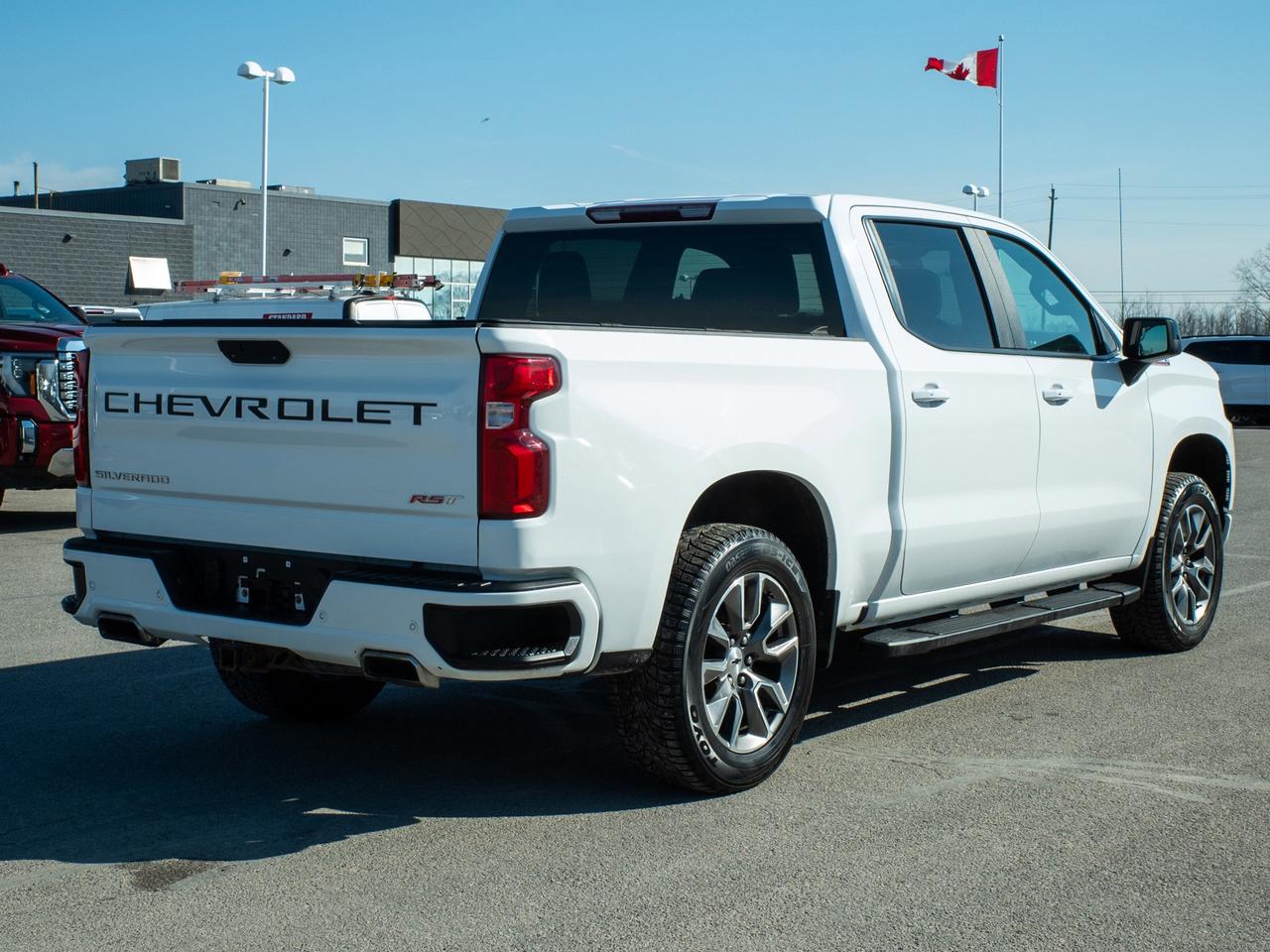 2019 Chevrolet Silverado 1500 RST - Keyless Entry   Tow Hooks Photo