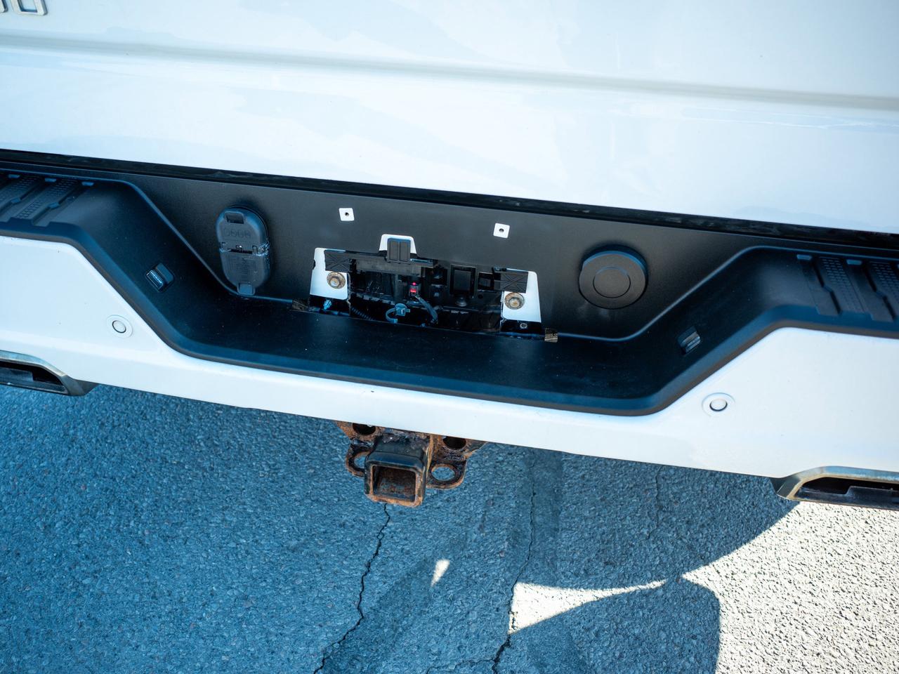 2019 Chevrolet Silverado 1500 RST - Keyless Entry   Tow Hooks Photo