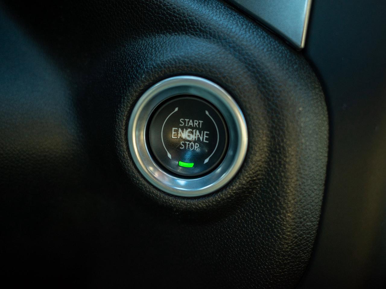 2019 Chevrolet Silverado 1500 RST - Keyless Entry   Tow Hooks Photo