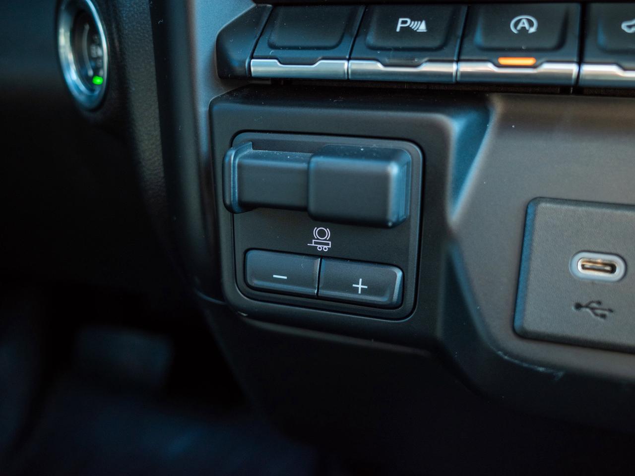 2019 Chevrolet Silverado 1500 RST - Keyless Entry   Tow Hooks Photo