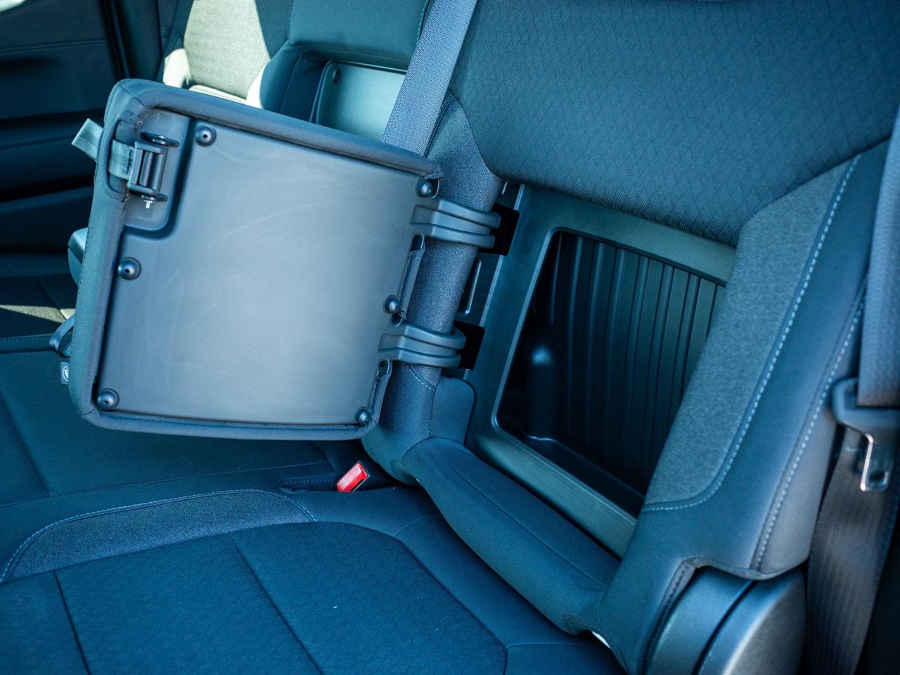 2019 Chevrolet Silverado 1500 RST - Keyless Entry   Tow Hooks Photo