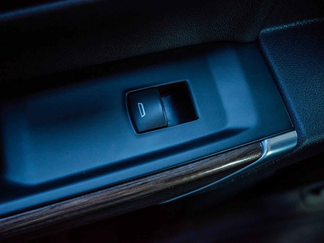 2019 Chevrolet Silverado 1500 RST - Keyless Entry   Tow Hooks Photo