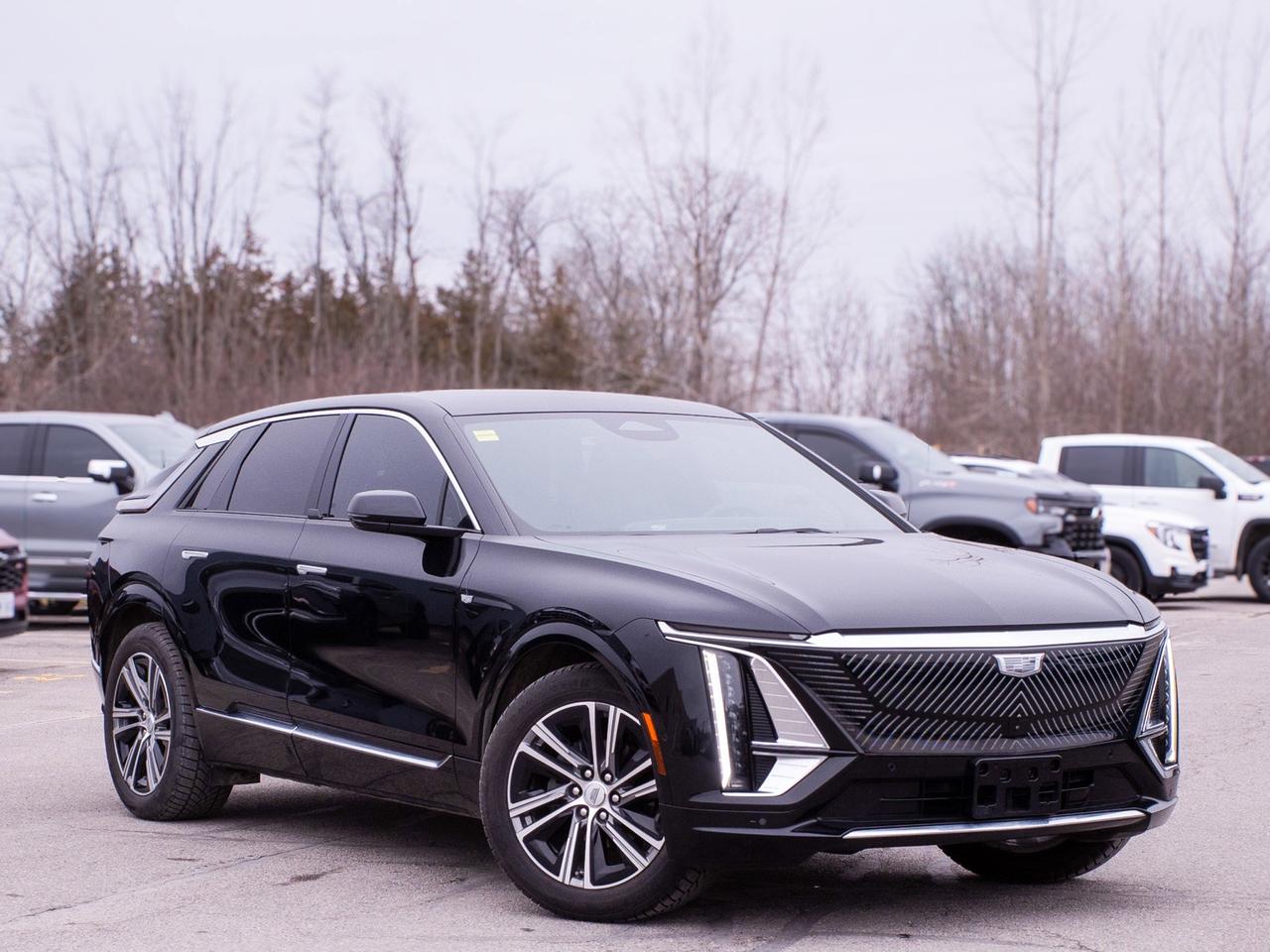 2023 Cadillac LYRIQ RWD Luxury - Rain Sensing Wipers   Hands Free Lift Photo