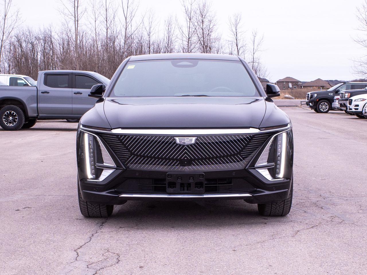 2023 Cadillac LYRIQ RWD Luxury - Rain Sensing Wipers   Hands Free Lift Photo