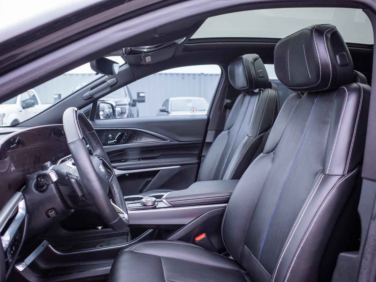 2023 Cadillac LYRIQ RWD Luxury - Rain Sensing Wipers   Hands Free Lift Photo