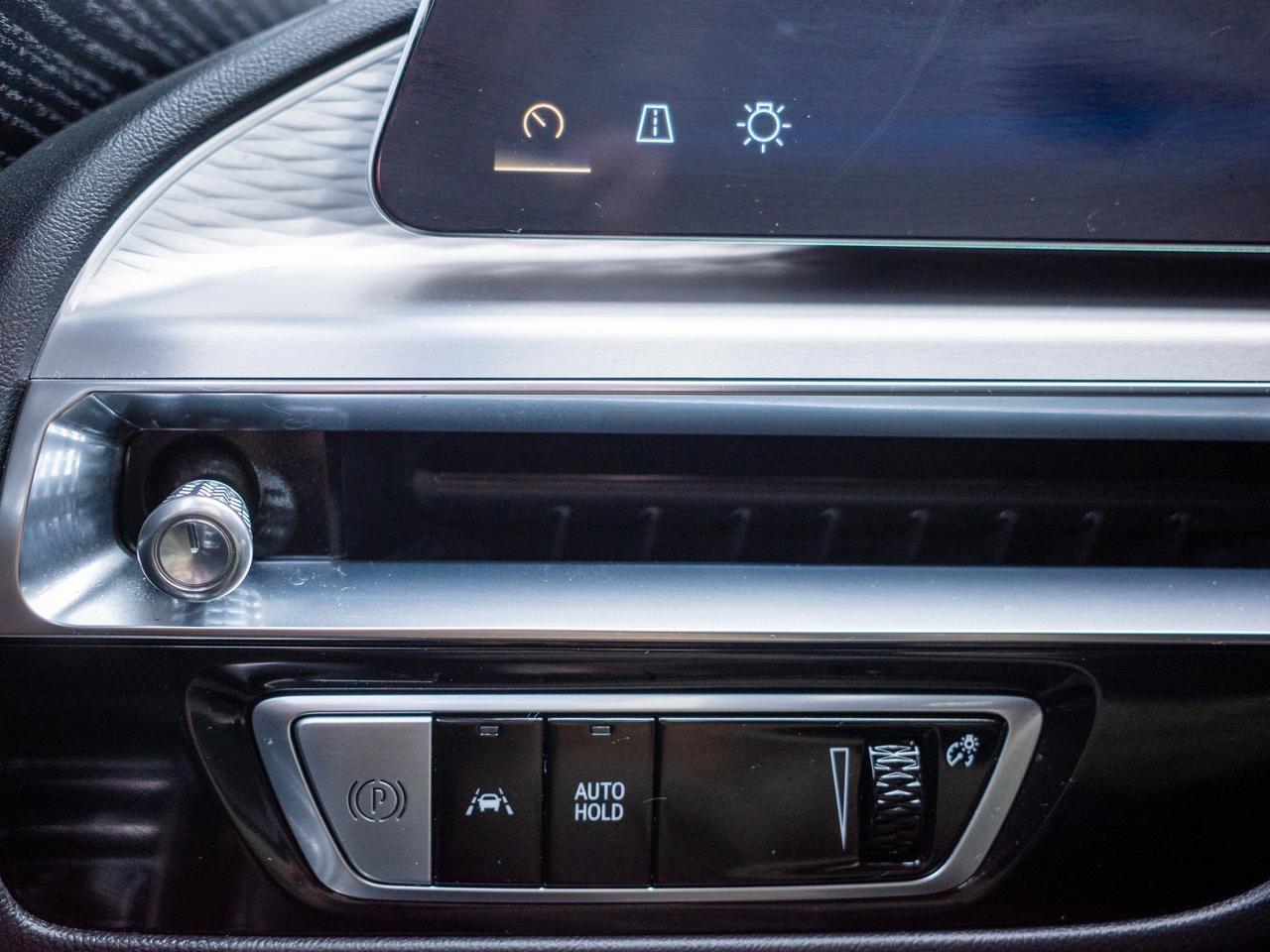 2023 Cadillac LYRIQ RWD Luxury - Rain Sensing Wipers   Hands Free Lift Photo